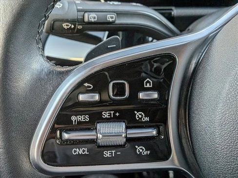 Used 2021 Mercedes-Benz GLA 250 4MATIC image 16