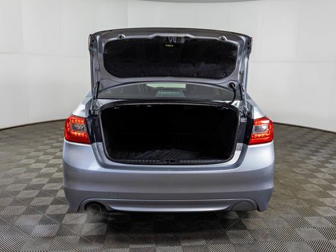 Used 2016 Subaru Legacy 2.5i Limited image 43