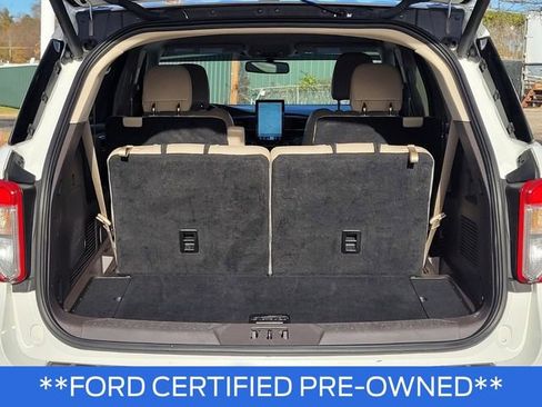 Certified 2021 Ford Explorer Platinum w/ Equipment Group 601A image 9