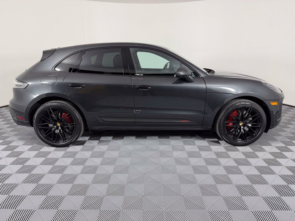 Certified 2023 Porsche Macan GTS AWD/4WD image 12