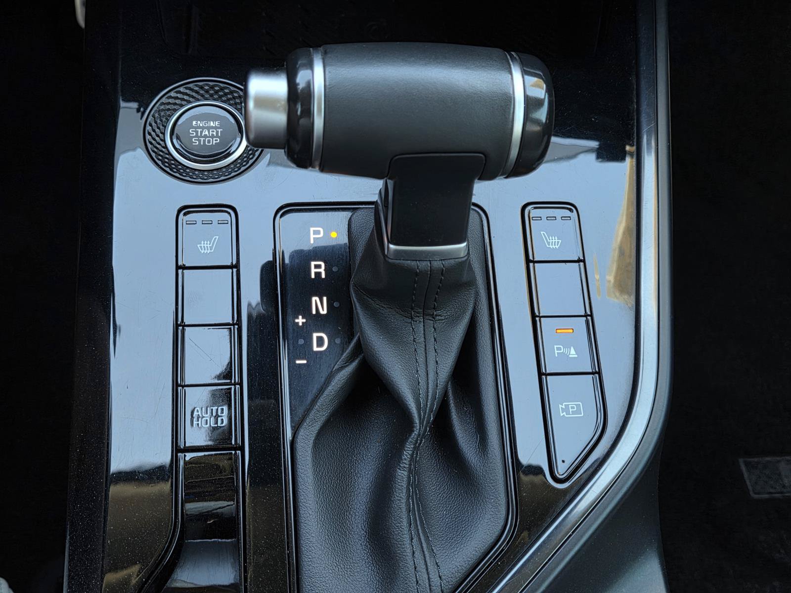 Used 2023 Kia Niro EX Touring FWD image 16