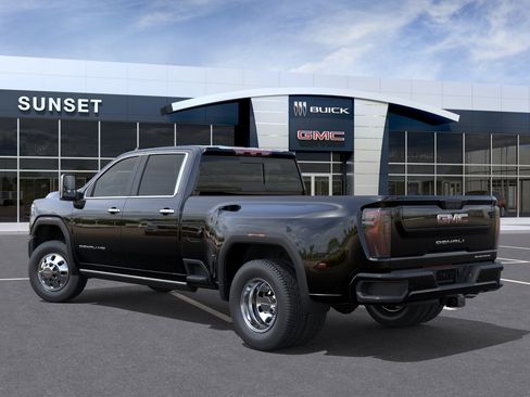 New 2026 GMC Sierra 3500 Denali w/ Denali Reserve Package image 3