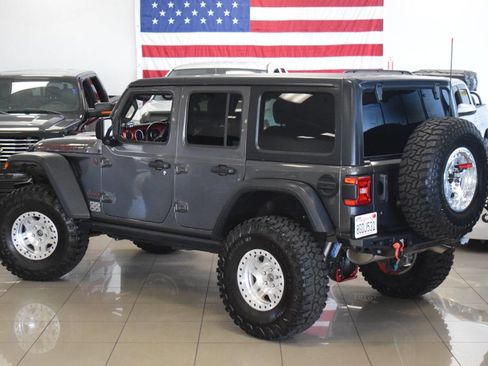 Used 2018 Jeep Wrangler Unlimited Rubicon image 21