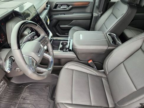 New 2026 GMC Yukon XL Denali w/ Denali Reserve Package AWD/4WD image 11