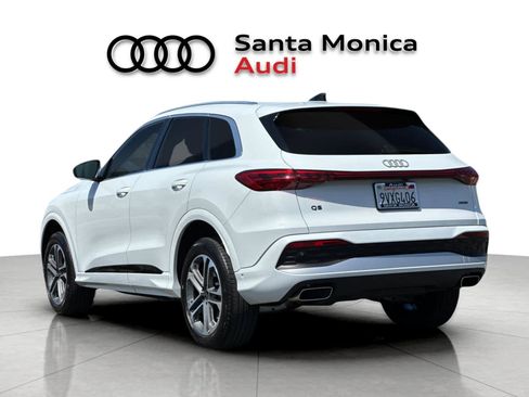 Used 2025 Audi Q5 Premium w/ Convenience Package AWD/4WD image 6