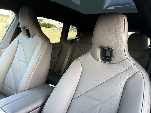 Used 2026 BMW iX xDrive45 image 23