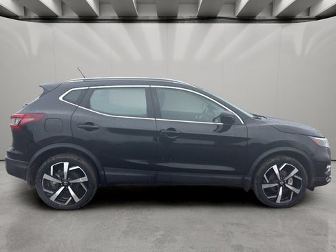 Used 2022 Nissan Rogue Sport SL w/ Premium Package AWD/4WD image 6