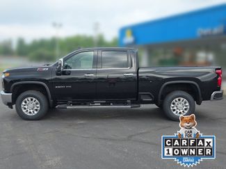 Used 2023 Chevrolet Silverado 2500 LTZ w/ Z71 Off-Road Package AWD/4WD video 3