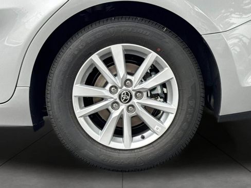 New 2026 Toyota Camry LE FWD image 32