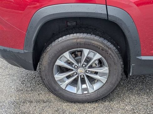 Used 2026 Chevrolet Equinox LT w/ Convenience Package II FWD image 11