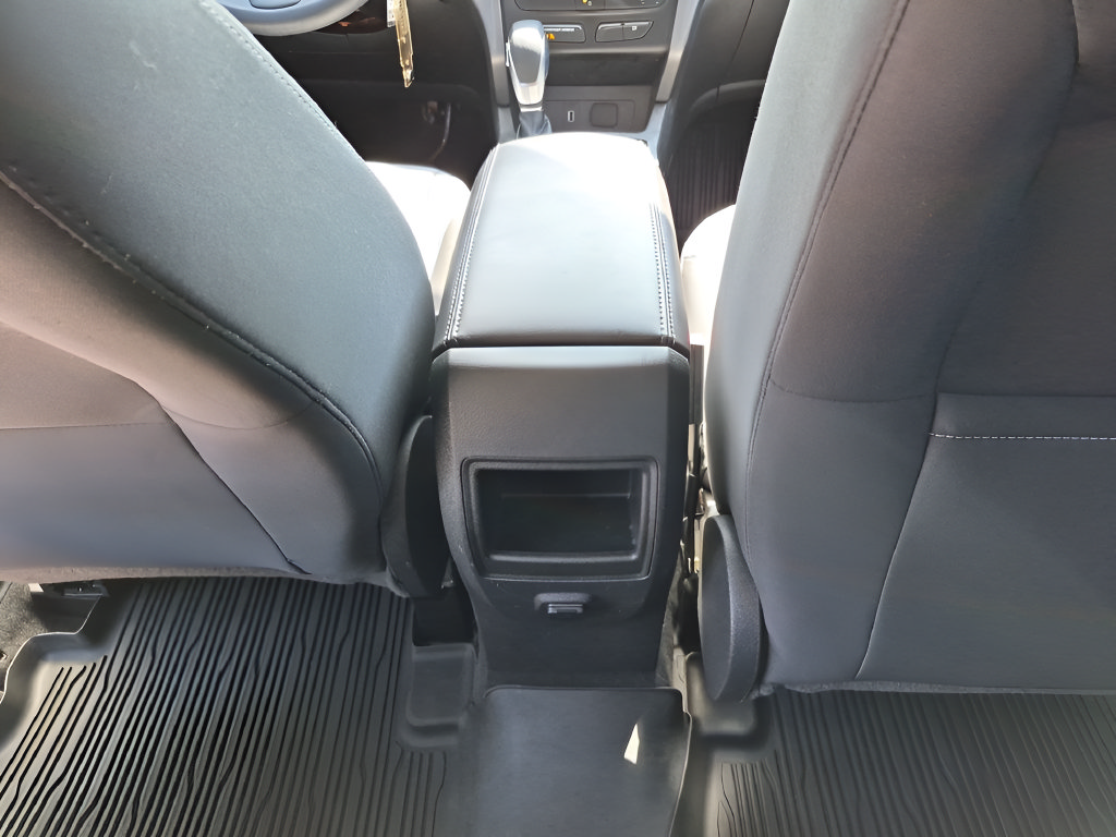 Used 2019 Ford Escape S FWD image 27