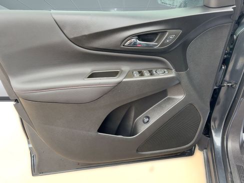 Used 2023 Chevrolet Equinox RS image 13