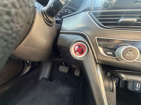 Used 2019 Honda Accord LX image 23