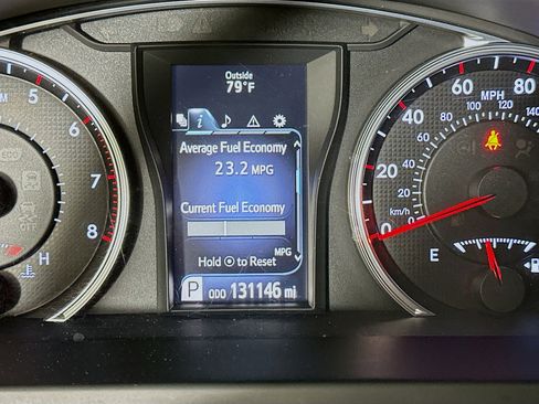 Used 2016 Toyota Camry XSE w/ Moonroof Package FWD image 18