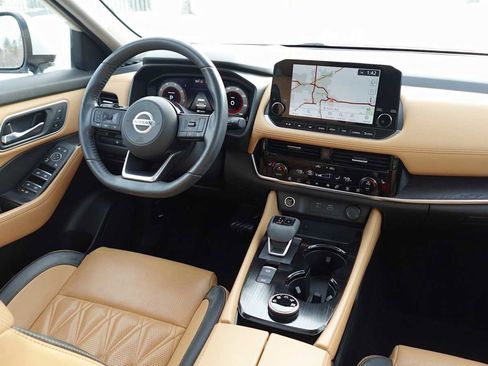 Used 2021 Nissan Rogue Platinum image 36