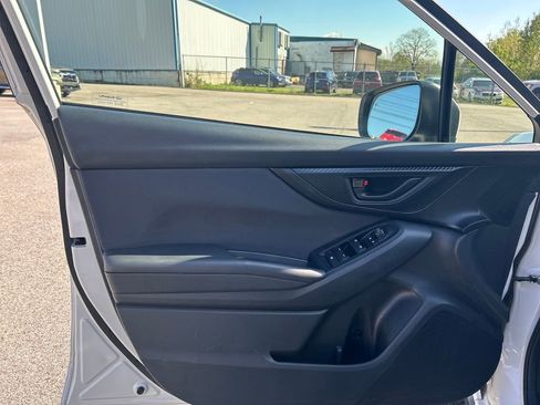 Used 2018 Subaru Crosstrek 2.0i Premium AWD/4WD image 29