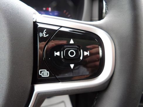 New 2026 Volvo XC60 B5 Ultra w/ Protection Package Premier AWD/4WD image 20