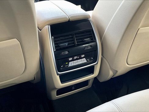 Used 2019 BMW X5 xDrive40i w/ Premium Package 2 image 25