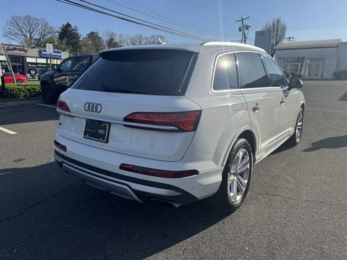 Certified 2025 Audi Q7 3.0T Premium Plus AWD/4WD image 5