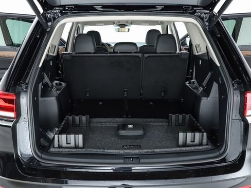 New 2026 Volkswagen Atlas SE image 68