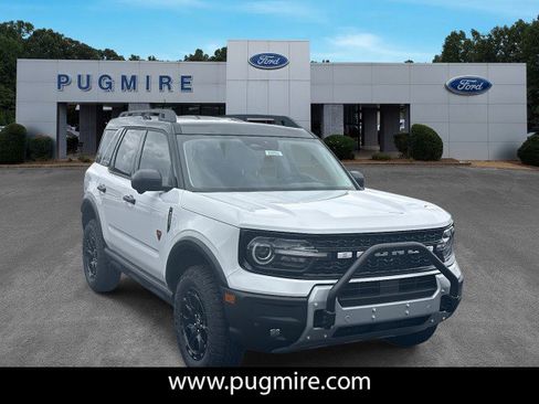 New 2025 Ford Bronco Sport Badlands w/ Sasquatch Badlands Package image 1