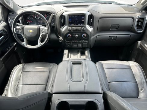 Used 2020 Chevrolet Silverado 1500 LTZ w/ LTZ Texas Edition RWD image 3