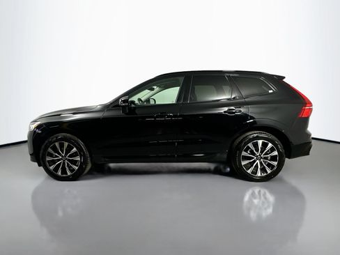 Certified 2025 Volvo XC60 B5 Core AWD/4WD image 9