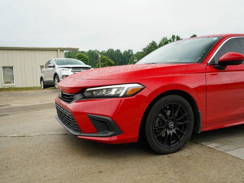 Used 2022 Honda Civic EX image 17