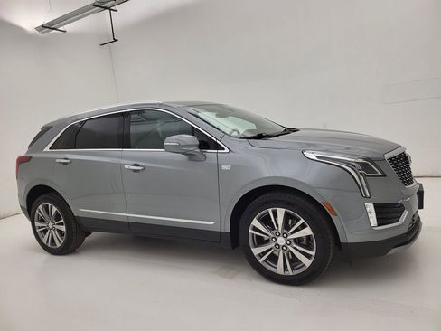 Used 2024 Cadillac XT5 Premium Luxury image 6