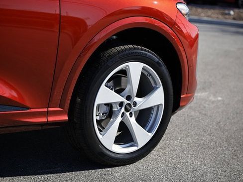 New 2025 Audi Q5 2.0T Premium Plus image 5