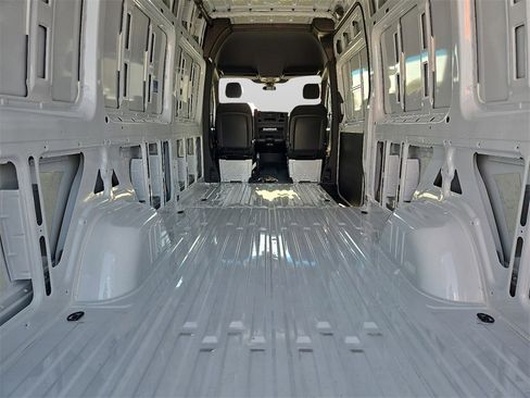 New 2025 Mercedes-Benz Sprinter 2500 image 22