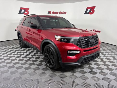 Used 2023 Ford Explorer ST-Line AWD/4WD image 8