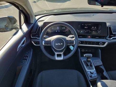 Used 2024 Kia Sportage LX image 26