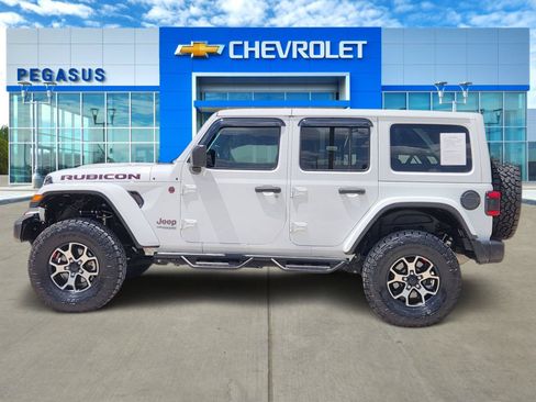 Used 2021 Jeep Wrangler Unlimited Rubicon AWD/4WD image 3