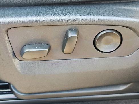 Used 2023 Chevrolet Tahoe RST image 13