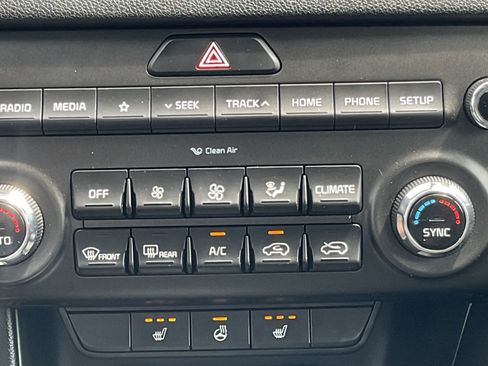 Used 2021 Kia Sportage EX AWD/4WD image 18