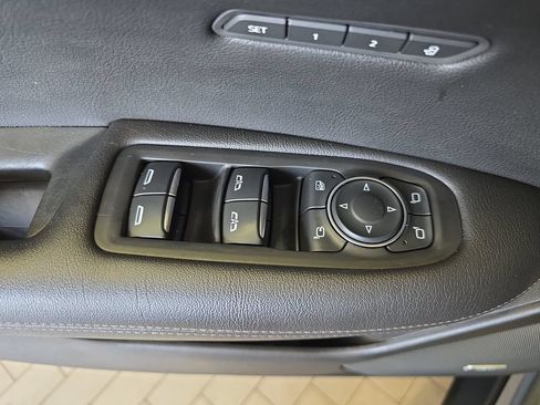 Used 2021 Cadillac XT5 Premium Luxury AWD/4WD image 32