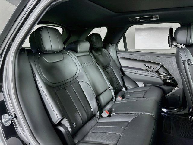New 2027 Land Rover Range Rover Sport Dynamic SE AWD/4WD image 24