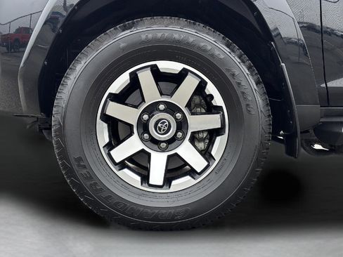 Used 2024 Toyota 4Runner TRD Off-Road Premium w/ Off Road Premium Plus Package image 12