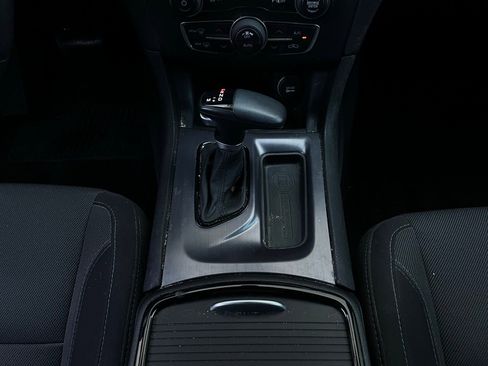 Used 2018 Dodge Charger SXT Plus w/ Blacktop Package image 15