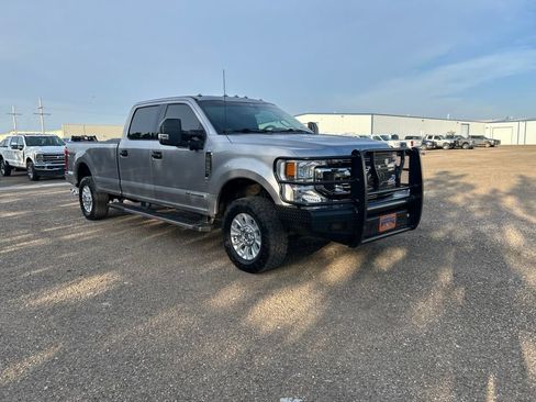 Used 2021 Ford F250 XLT w/ XLT Value Package AWD/4WD image 9