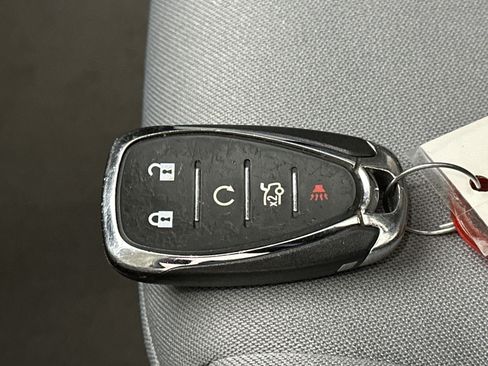 Used 2021 Chevrolet Malibu LT image 37