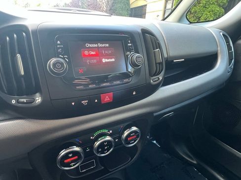 Used 2015 FIAT 500L Easy FWD image 35