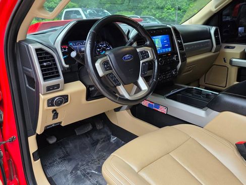 Used 2021 Ford F250 Lariat w/ Lariat Value Package AWD/4WD image 13