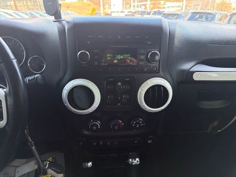 Used 2017 Jeep Wrangler Unlimited Sport w/ Quick Order Package 24S image 21