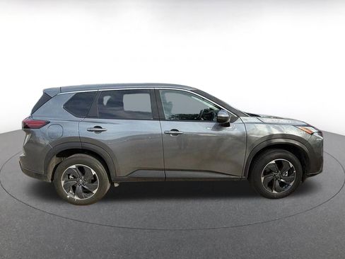 Used 2025 Nissan Rogue SV FWD image 5