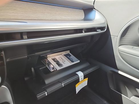 New 2026 Hyundai Ioniq 9 SEL image 22