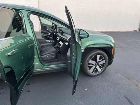 New 2026 Hyundai Ioniq 9 SEL image 13