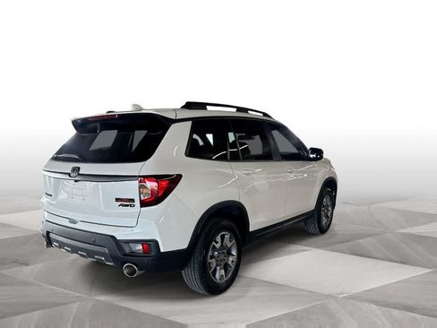 Used 2023 Honda Passport TrailSport image 8