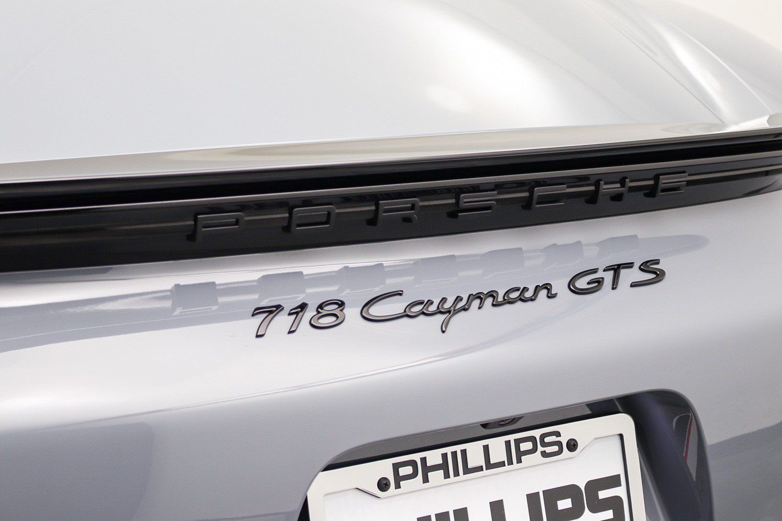 Used 2024 Porsche 718 Cayman GTS RWD image 13